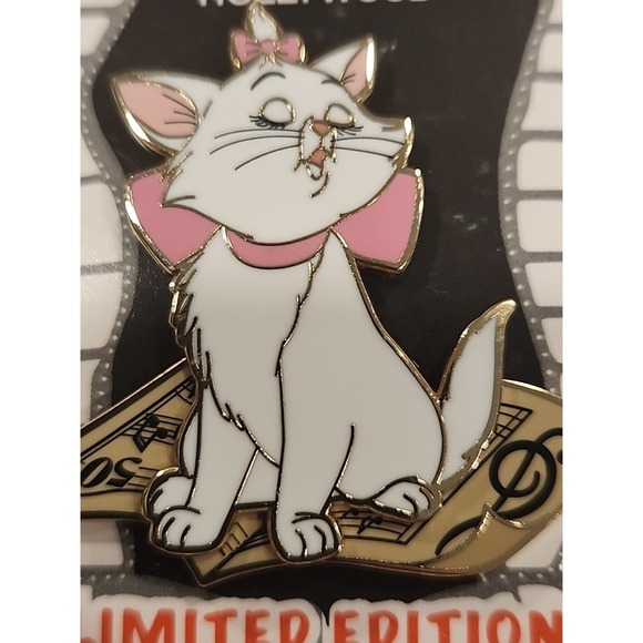 Disney Pin Aristocats Marie Singing Kitten 50th Anniversary DSSH LE 400 147738 - Picture 2 of 4